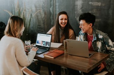 Empreender na faculdade: Como empreender durante a faculdade?
